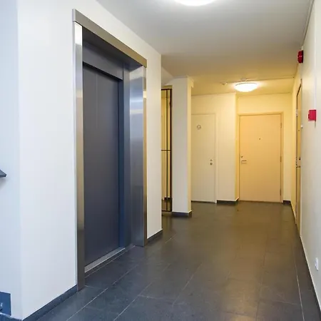 Apartment Fabulous Location *