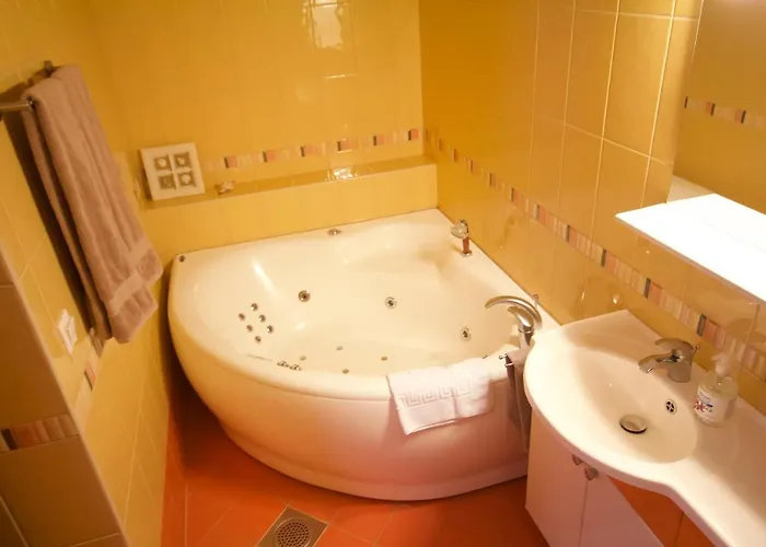 Fabulous Location Apartament *