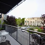 Fabulous Location *