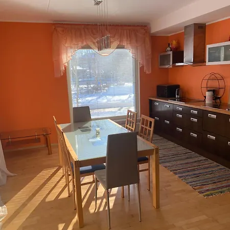 Fabulous Location דירה טאלין